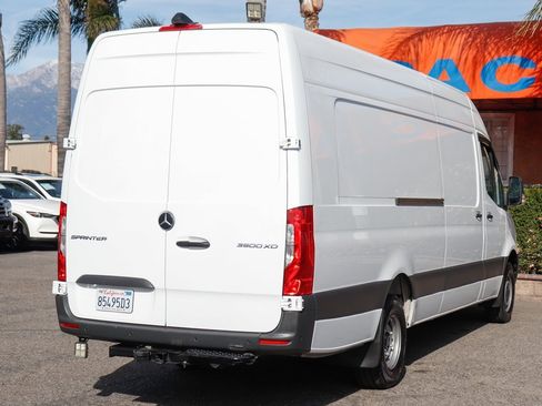 Used 2020 Mercedes-Benz Sprinter 3500 w/ Driver Convenience Package image 10