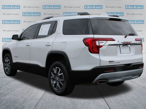 Used 2023 GMC Acadia SLT w/ Preferred Package image 8