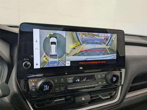 Used 2024 Toyota Grand Highlander Platinum image 19