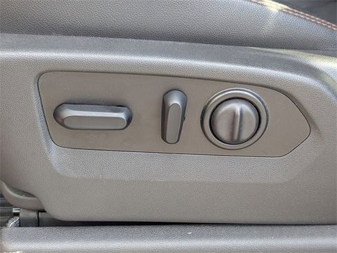 Used 2021 GMC Sierra 2500 AT4 w/ Gooseneck/5TH Wheel Package image 52