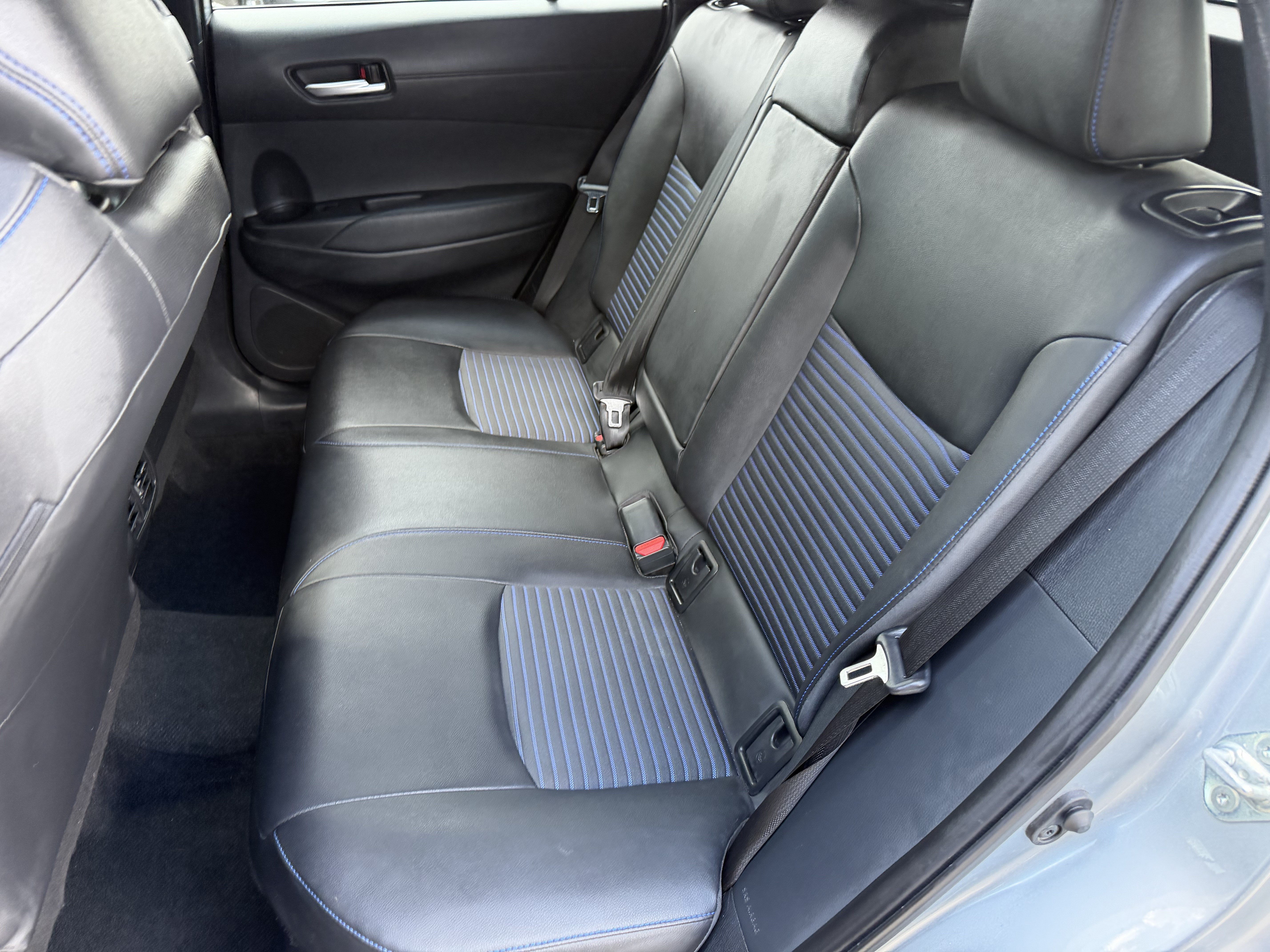 Used 2023 Toyota Corolla Cross AWD Hybrid w/ Convenience Package image 24