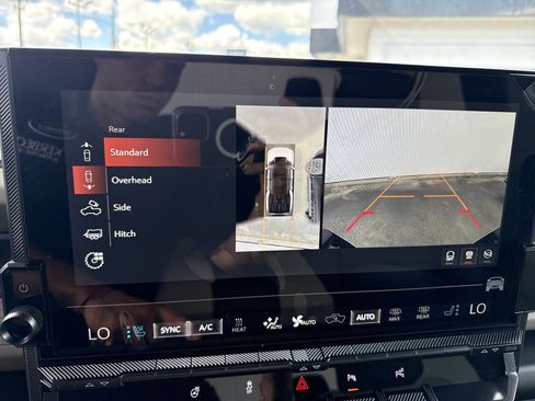 New 2026 GMC Hummer EV 4x4 Crew Cab image 17