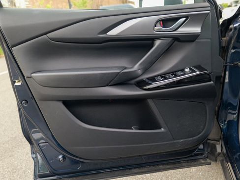 Used 2023 MAZDA CX-9 Touring Plus AWD/4WD image 17
