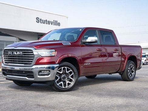 Certified 2025 RAM 1500 Laramie AWD/4WD image 1