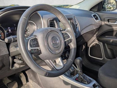 Used 2019 Jeep Compass Sport w/ Tech Group image 11