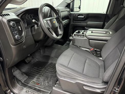 Used 2021 Chevrolet Silverado 2500 Custom w/ Custom Value Package AWD/4WD image 10