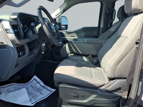Used 2024 Ford F250 XLT image 22
