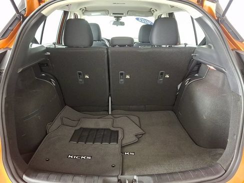 Used 2022 Nissan Kicks SV FWD image 27