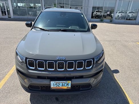 Certified 2023 Jeep Compass Latitude w/ Convenience Group AWD/4WD image 12