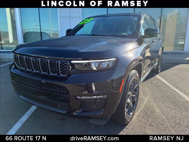 Used 2023 Jeep Grand Cherokee L Summit w/ High Altitude Package AWD/4WD image 2