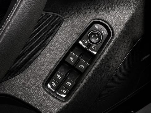 Used 2014 Porsche Panamera S RWD image 33