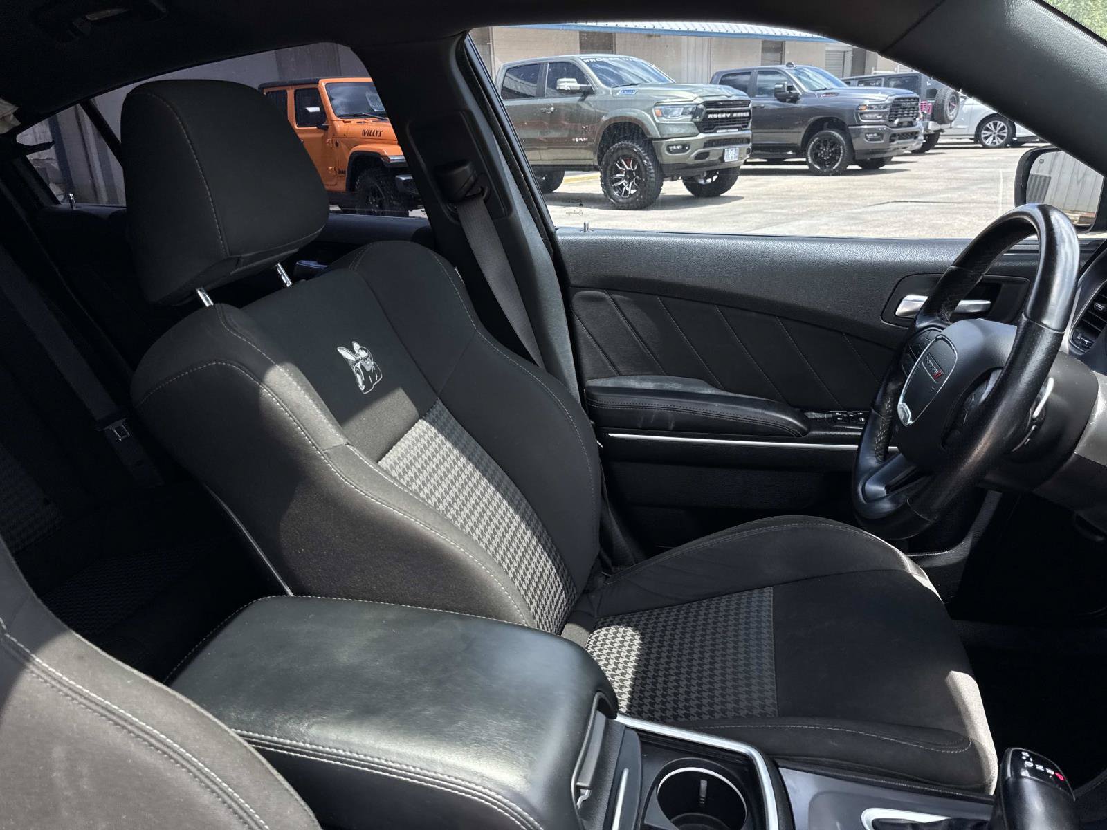 Used 2022 Dodge Charger Scat Pack RWD image 10