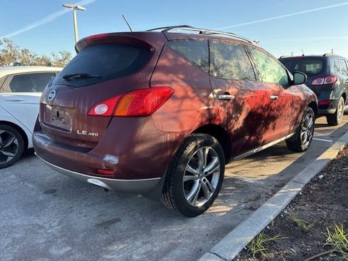 Used 2010 Nissan Murano LE w/ Navigation Pkg image 3