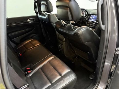 Used 2020 Jeep Grand Cherokee Limited AWD/4WD image 31