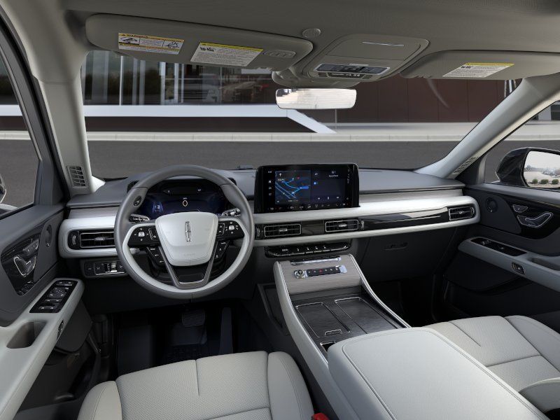 Used 2025 Lincoln Aviator Reserve w/ Illumination Package RWD image 9