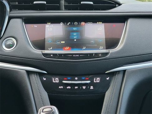 Used 2018 Cadillac XT5 Luxury image 27