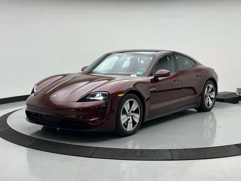 Used 2022 Porsche Taycan image 1