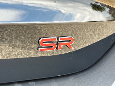 Used 2025 Nissan Kicks SR image 9