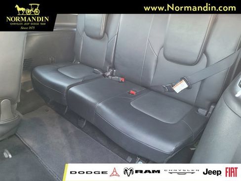 Used 2024 Nissan Armada SV RWD image 18