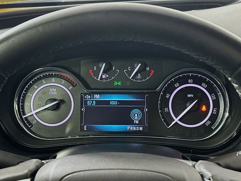 Used 2014 Buick Regal image 12