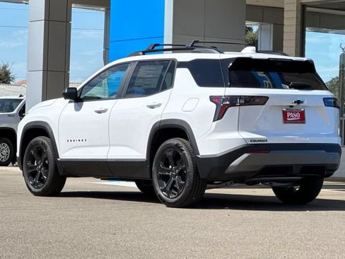 New 2027 Chevrolet Equinox LT w/ Convenience Package II FWD image 9
