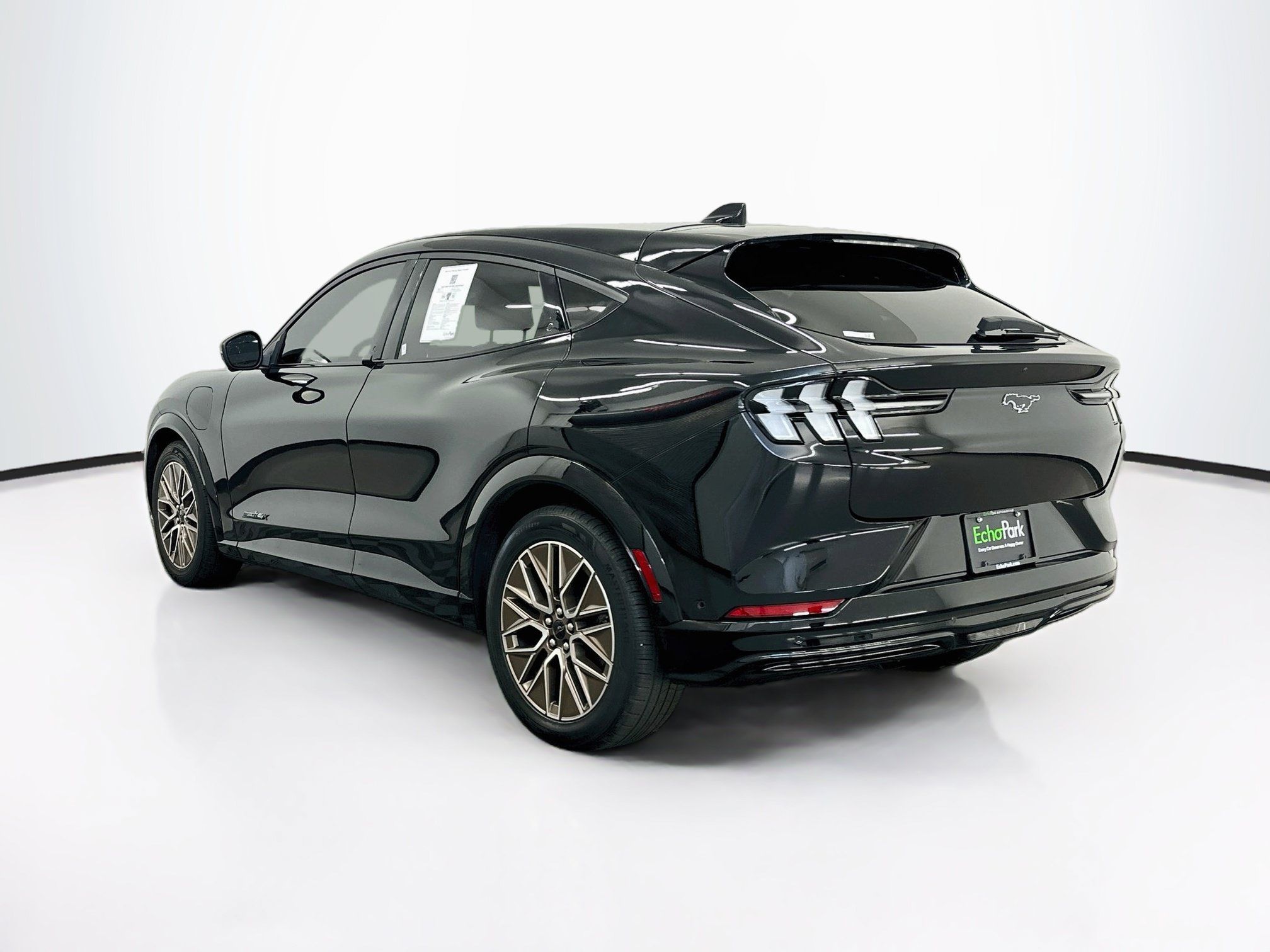 Used 2024 Ford Mustang Mach-E Premium AWD/4WD image 5