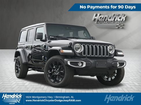 Used 2025 Jeep Wrangler Unlimited Sahara w/ Safety Group AWD/4WD image 1