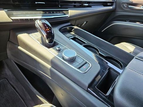 Certified 2023 Cadillac Escalade Sport AWD/4WD image 9