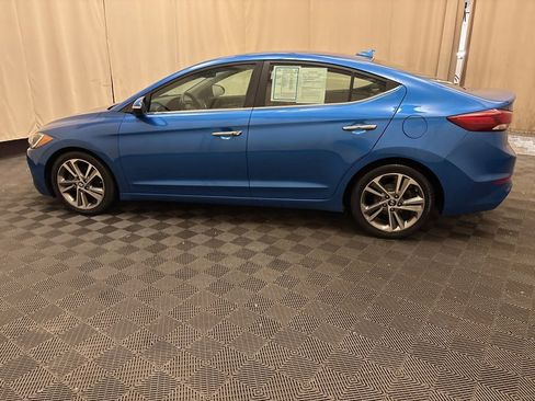 Used 2017 Hyundai Elantra Limited image 8