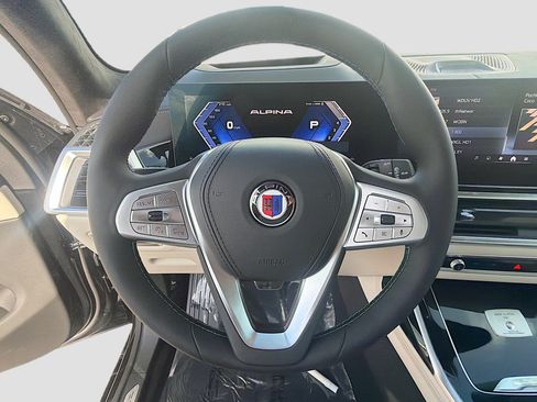 New 2026 BMW ALPINA XB7 AWD/4WD image 39
