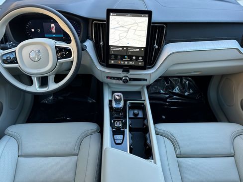 New 2026 Volvo XC60 B5 Ultra w/ Climate Package image 11