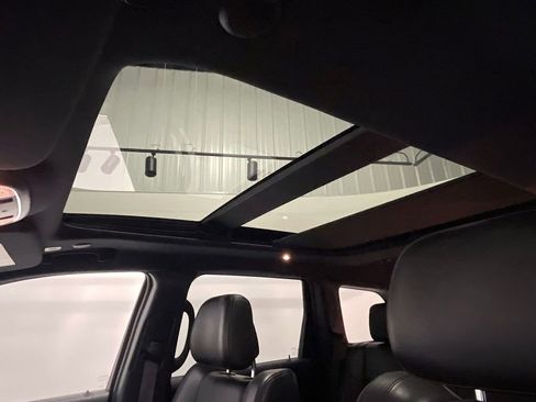 Used 2020 Jeep Grand Cherokee Limited w/ Luxury Group II image 41