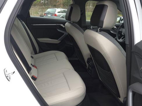 Used 2025 Audi A3 2.0T Premium w/ Convenience Package image 17