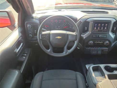 Used 2022 Chevrolet Silverado 1500 Custom AWD/4WD image 10