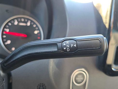 Used 2025 Mercedes-Benz Sprinter 2500 image 35