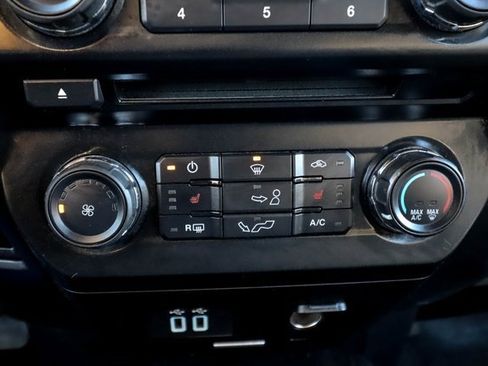 Used 2018 Ford F150 XLT w/ Equipment Group 302A Luxury image 58