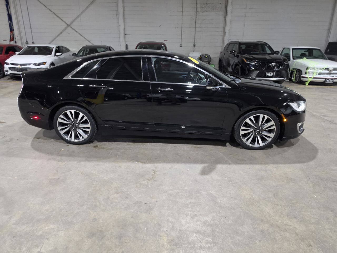 Used 2017 Lincoln MKZ Reserve w/ Climate Package FWD image 15