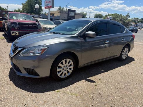 Used 2018 Nissan Sentra S FWD image 12