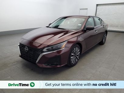 Used 2024 Nissan Altima 2.5 SV