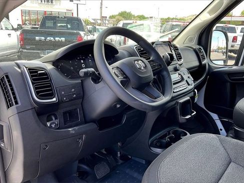 New 2025 RAM ProMaster 2500 w/ Quick Order Package 22G SLT image 6