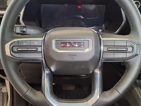 New 2026 GMC Canyon Elevation w/ Convenience Package image 21