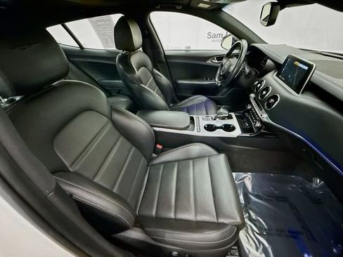 Used 2020 Kia Stinger GT2 image 30