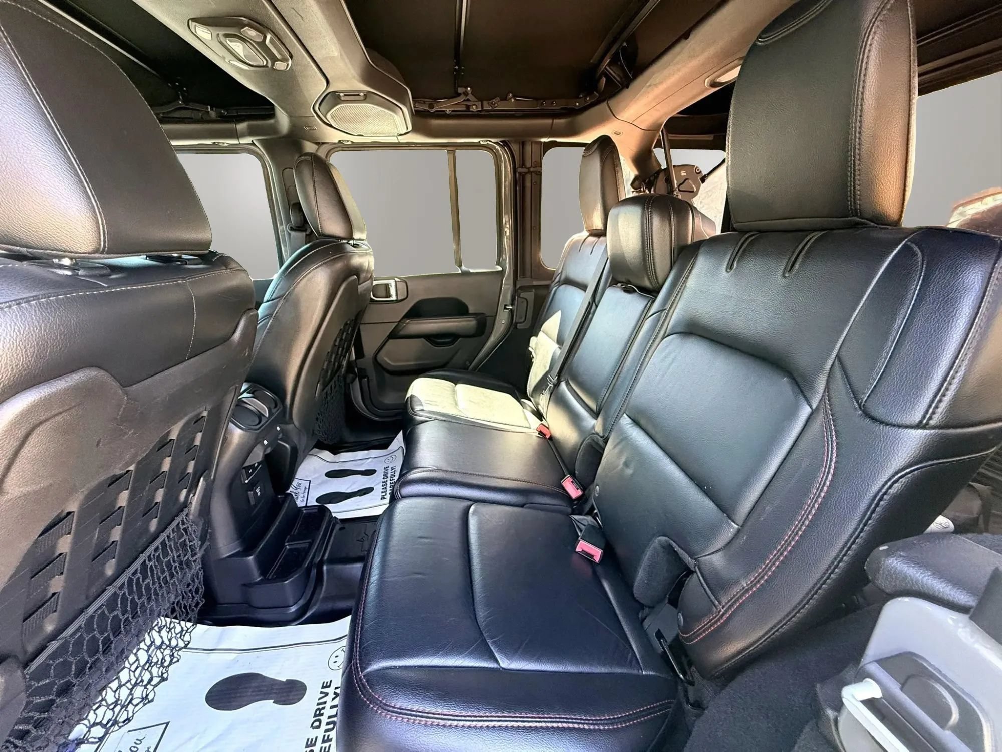 Used 2018 Jeep Wrangler Unlimited Rubicon AWD/4WD image 11