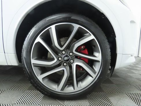 Used 2023 Land Rover Discovery Sport SE R-Dynamic image 34