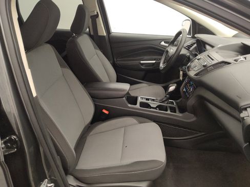 Used 2018 Ford Escape SE FWD image 21
