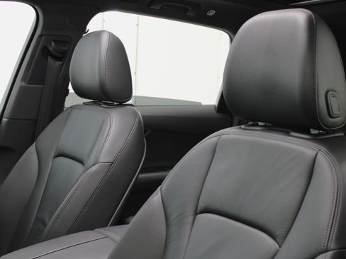 Used 2017 Audi Q7 3.0T Premium Plus image 33