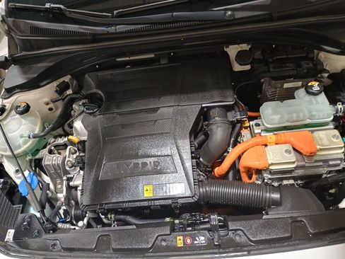 Used 2020 Hyundai Ioniq SEL image 24