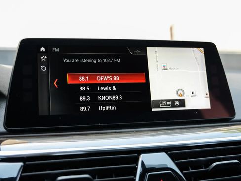 Used 2018 BMW 530i RWD image 37