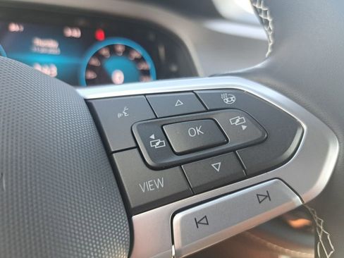 New 2026 Volkswagen Atlas Cross Sport SE image 13