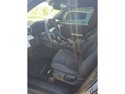 Used 2024 Toyota Tacoma TRD Off-Road AWD/4WD image 6
